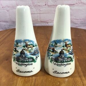 Vintage Souvenir Tacoma, Washington Ceramic Salt Shakers